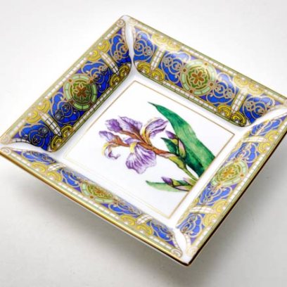 Подставка для мелочи в подарочной коробке «Цветы и ягоды России. Нежный ирис»