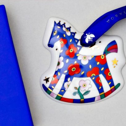 Елочная игрушка в подарочной коробке «Лошадка»