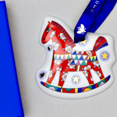 Елочная игрушка в подарочной коробке «Лошадка»