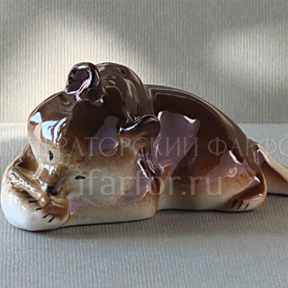 Скульптура Медвежонок с сотами