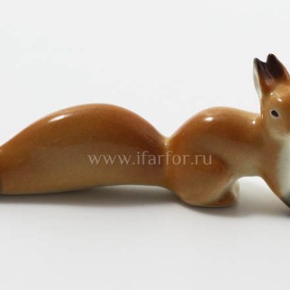 Скульптура «Белочка северная»