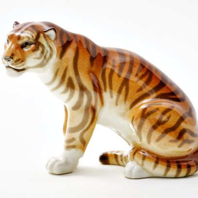 Скульптура Тигр сидящий Тигр сидящий Тайга