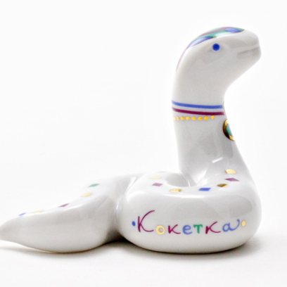 Скульптура «Скарапея» Форма: Скарапея. Твердый фарфор. 50 мм.