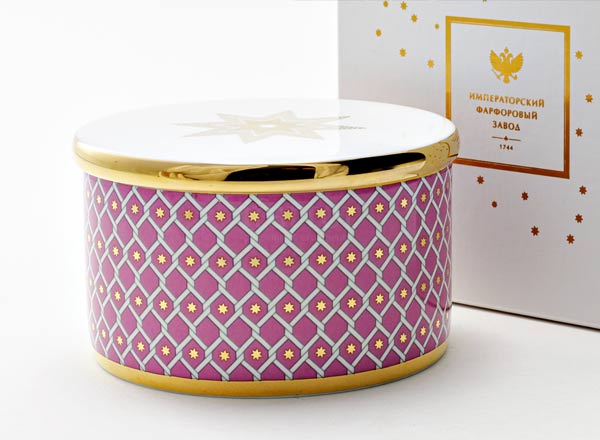Casket in a gift box Aster 2 Idyll
