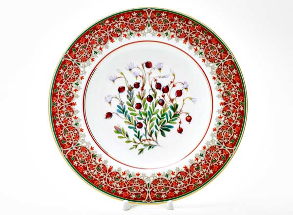 Декоративная тарелка в подарочной коробке Цветы и ягоды России. Клюква заповедная