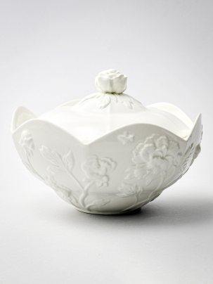 Конфетница Цветочный рельеф Ivory