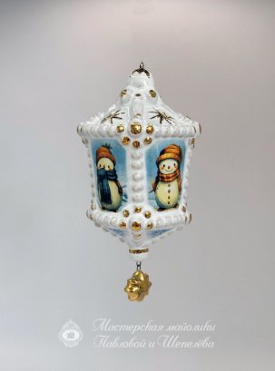 Елочная игрушка Фонарик с бусинками Снеговики 70 x 120 мм.