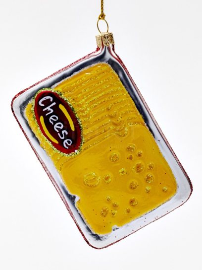 Елочная игрушка «Упаковка с сыром» Стекло. 65 x 100 мм.