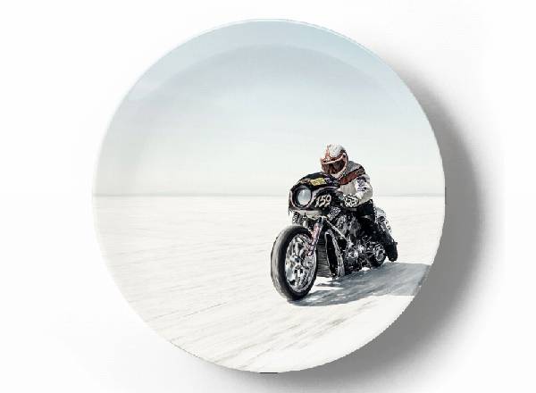 Снежное бездорожье и мотоцикл