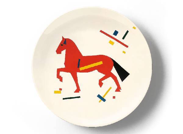 Красный конь