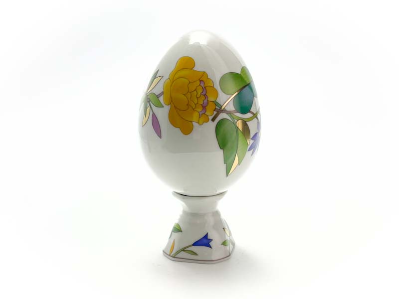 Яйцо пасхальное с.р. на подставке «Пестрый венок»