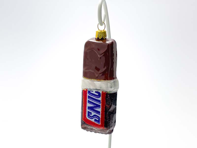 Елочная игрушка «Шоколадный батончик Snickers»