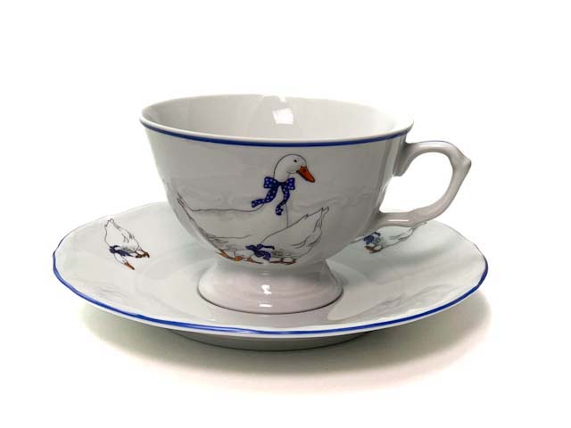 Чашка с блюдцем чайная «Гуси» 1/2