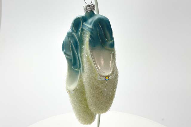 Елочная игрушка «Балетки»