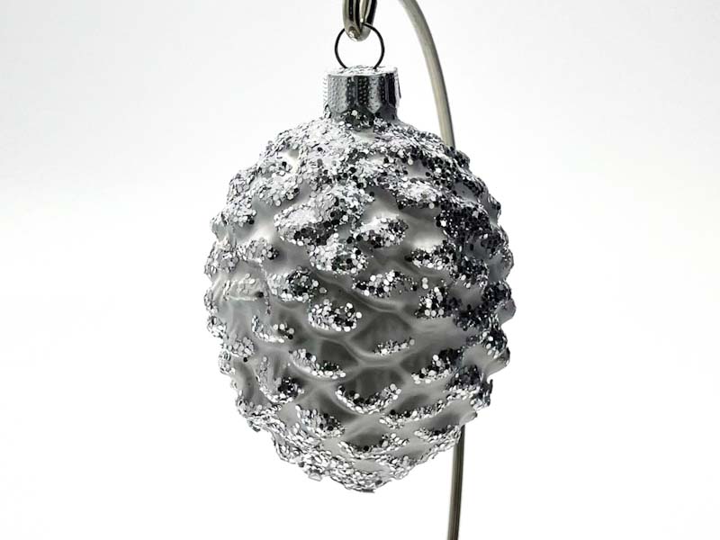 Елочная игрушка «Шишка серебристая»