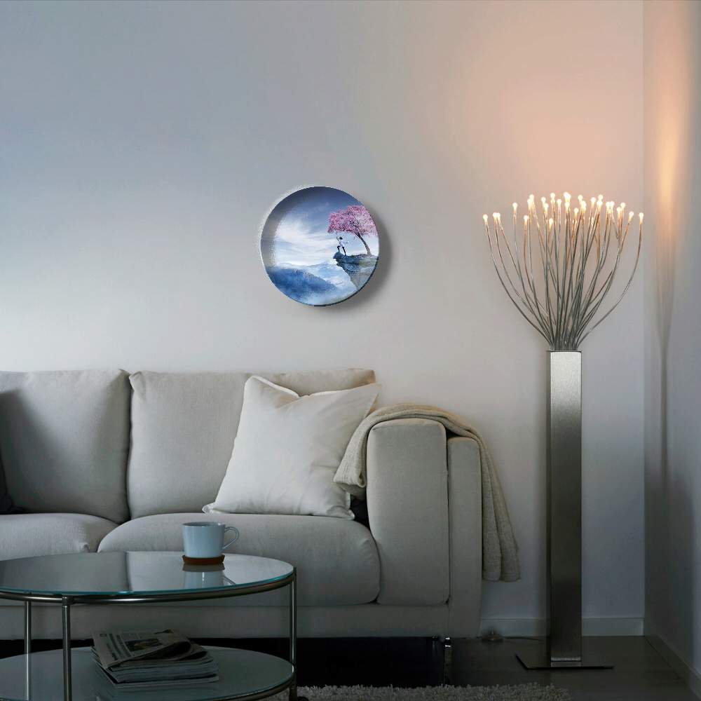 Цветущее дерево в горах — Эрик Алмас