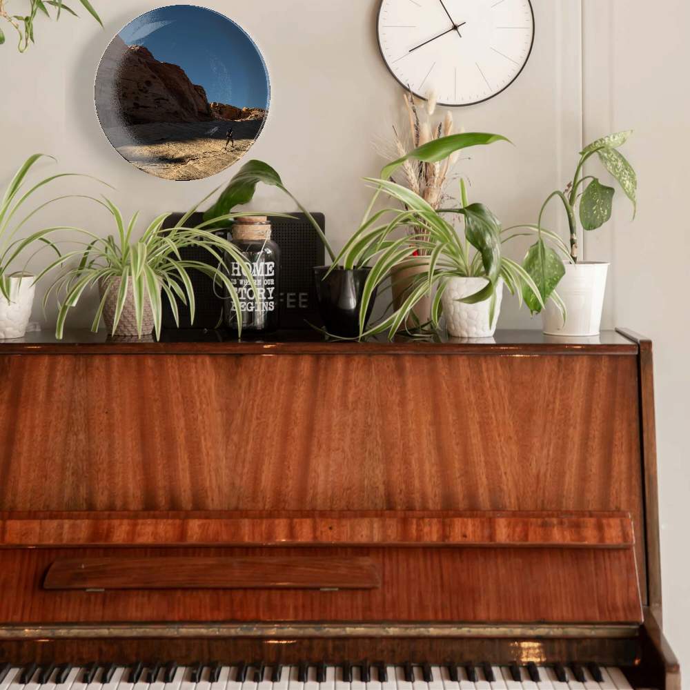 Хайкинг в горах — Камерон Карстен