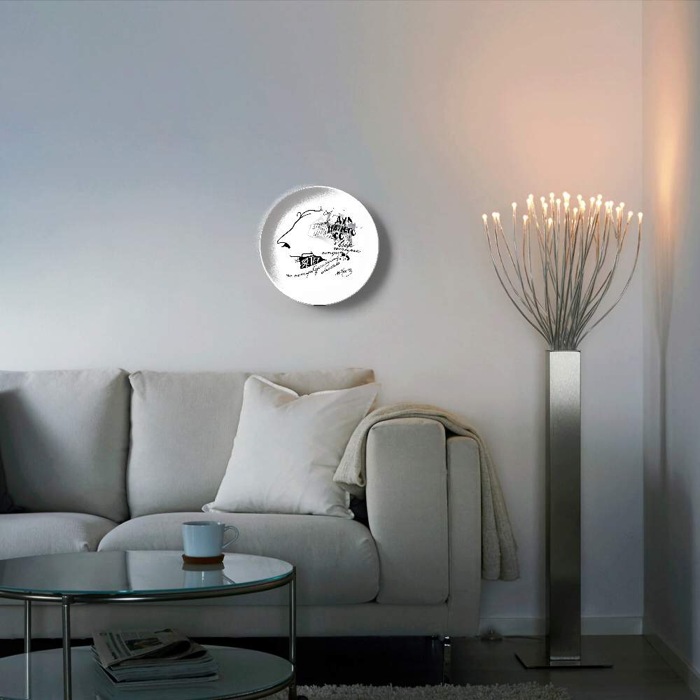 Ветер дул на него со всех четырех сторон по петербургскому обычаю