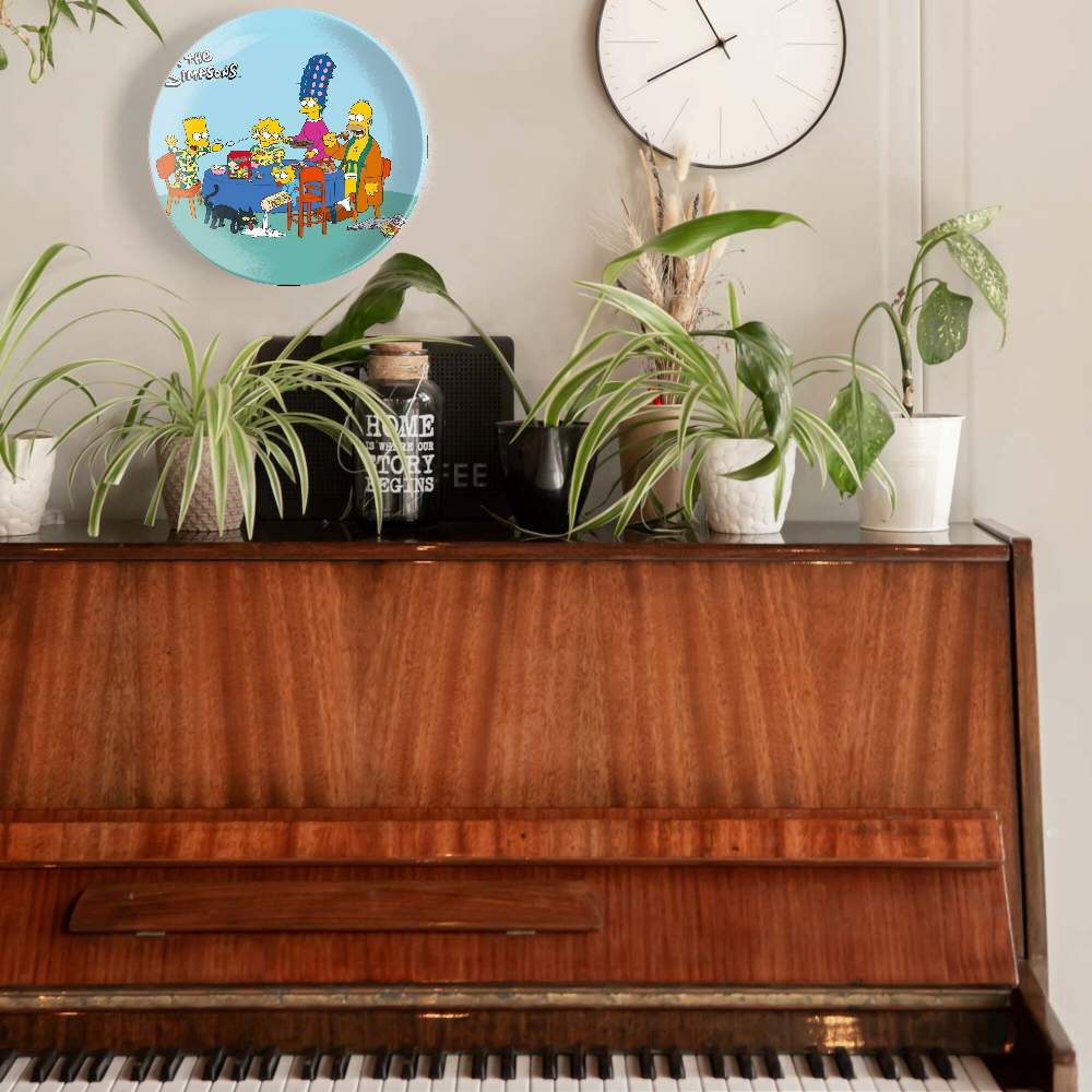 За столом — Симпсоны