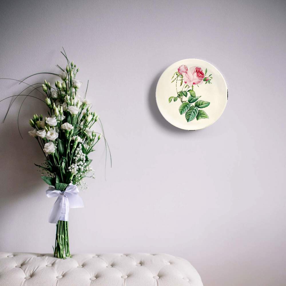 Роза три бутона — Пьер Жозеф Редуте