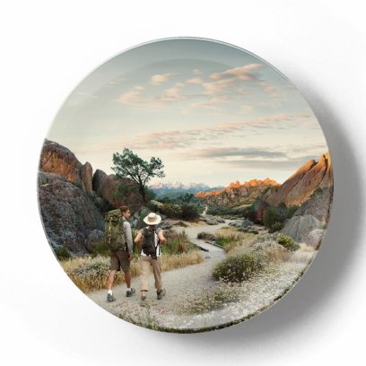 Декоративная тарелка Эрик Алмас Прогулка по дорожке в горах