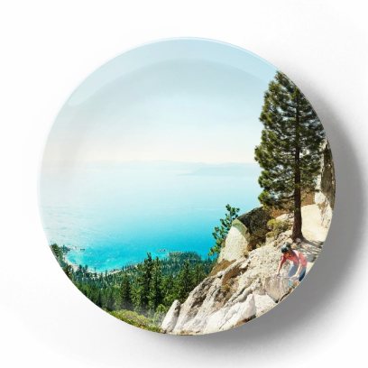 Декоративная тарелка Эрик Алмас На велосипеде по горам